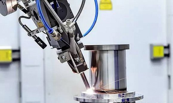 2、塑料商品焊接選用激光焊接機(jī)有什么優(yōu)勢